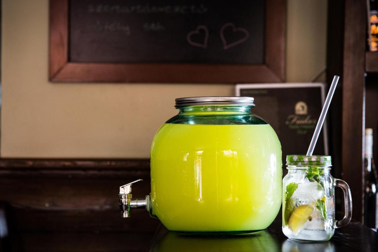 Fiaker Panzio Bed & Breakfast Zalaszentgrot Ngoại thất bức ảnh