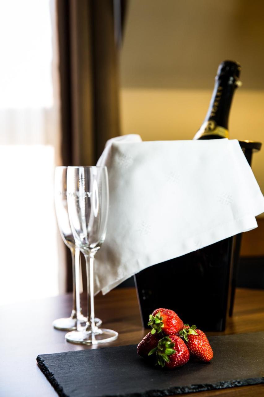 Fiaker Panzio Bed & Breakfast Zalaszentgrot Ngoại thất bức ảnh
