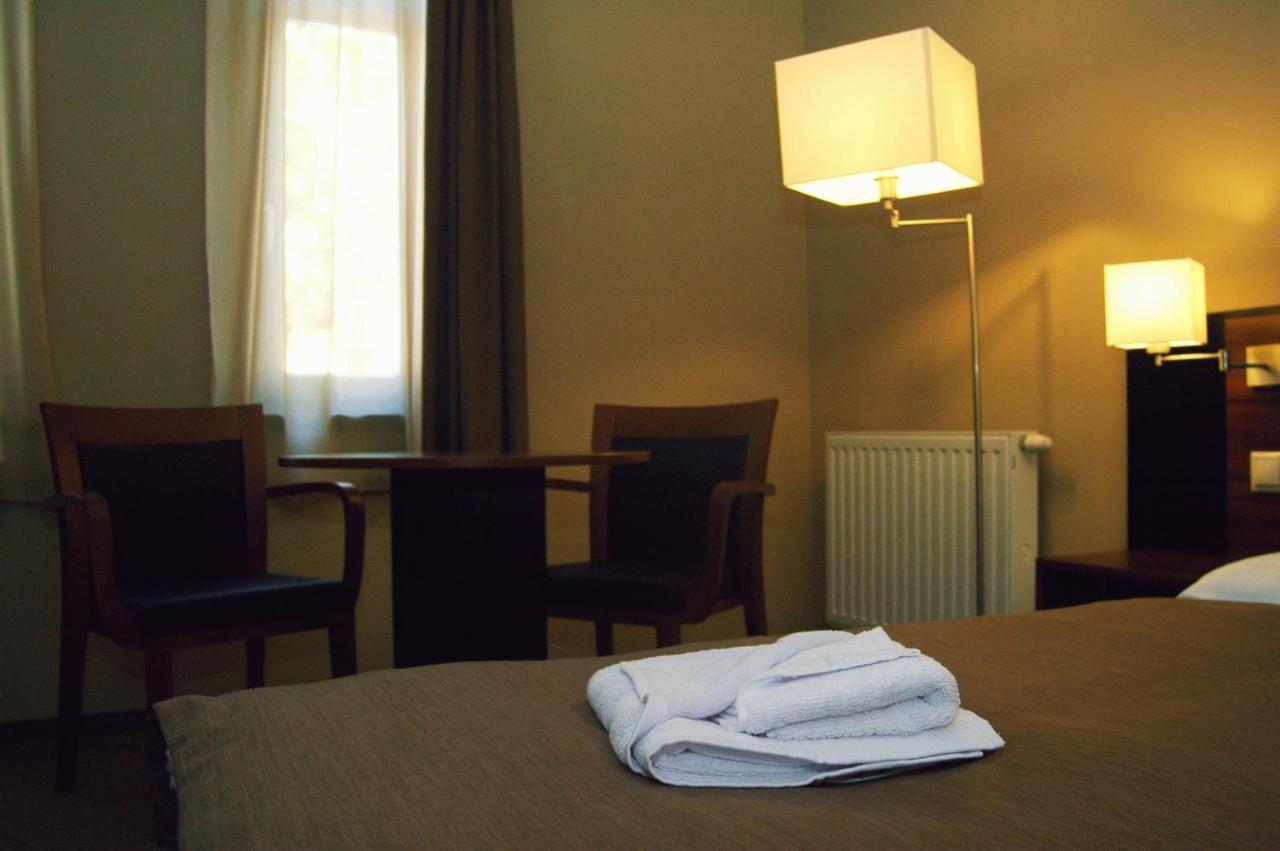Fiaker Panzio Bed & Breakfast Zalaszentgrot Ngoại thất bức ảnh