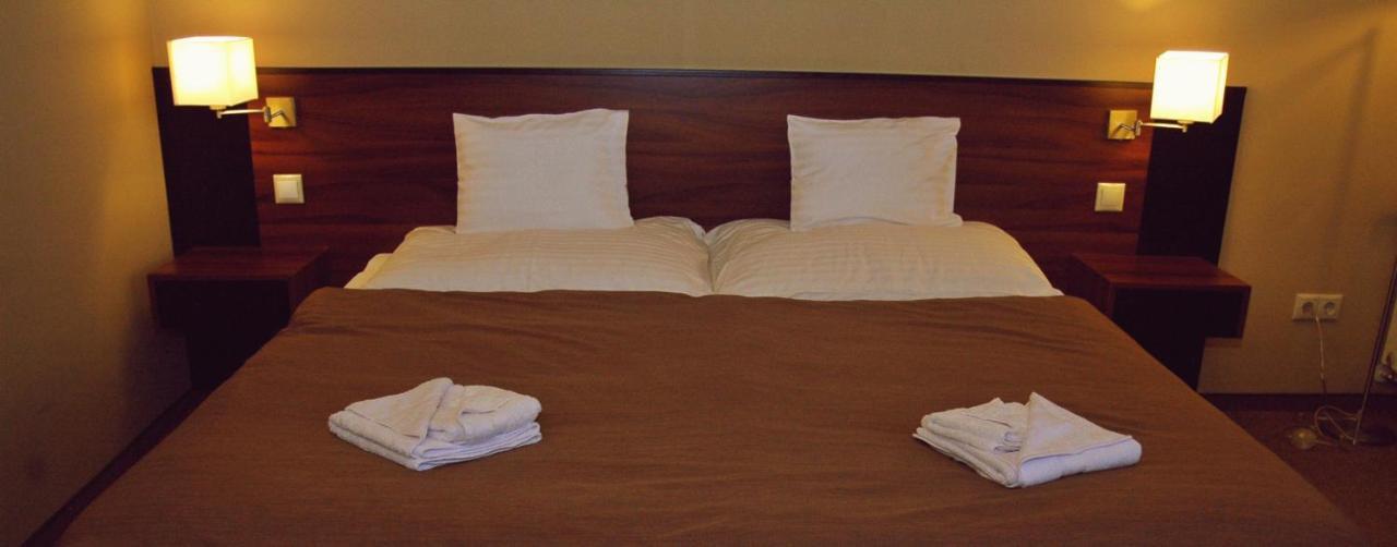 Fiaker Panzio Bed & Breakfast Zalaszentgrot Ngoại thất bức ảnh